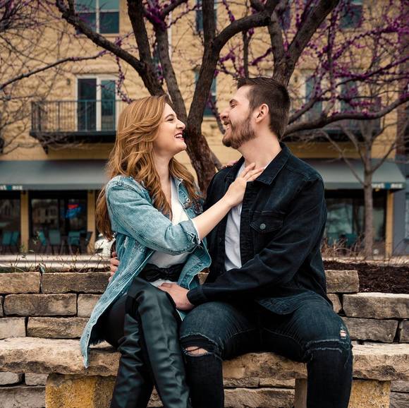 Meet your Posher, Nicole - Picture 1 of 1